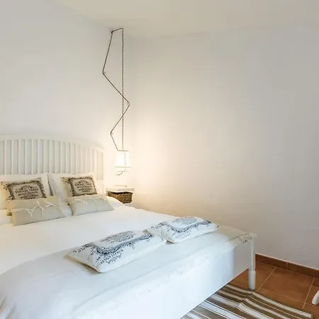 Beautiful Townhouse Located In The Heart Of The Old Town Of With Private Pool And Ac Gæstehus Pollença