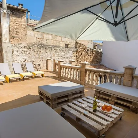 Beautiful Townhouse Located In The Heart Of The Old Town Of With Private Pool And Ac Penzion